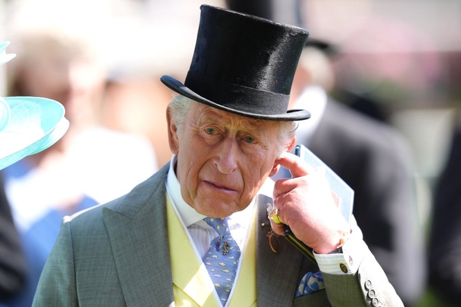 King Charles makes history as he releases his tax payments