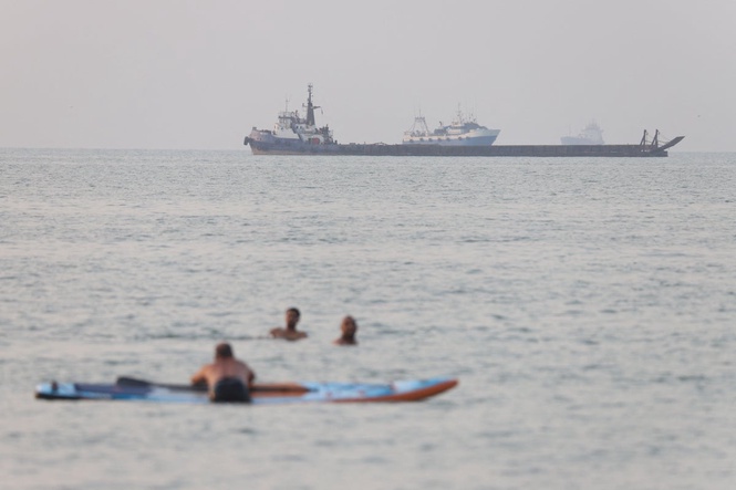 Trump threatens tolls in Strait of Hormuz if peace deal not reached