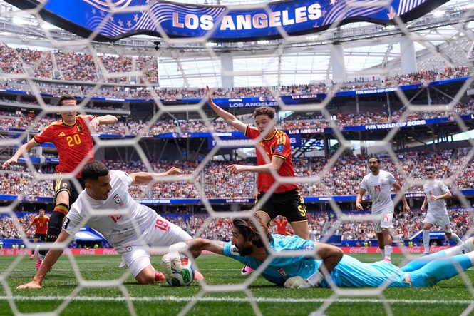 Iran's World Cup team will be allowed to travel to US 2 days before next match