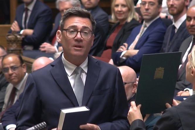 Burnham sworn in as MP following Starmer’s resignation as prime minister