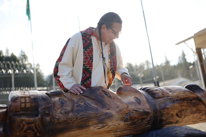 Building a Carving Community Inside Washington State Corrections
