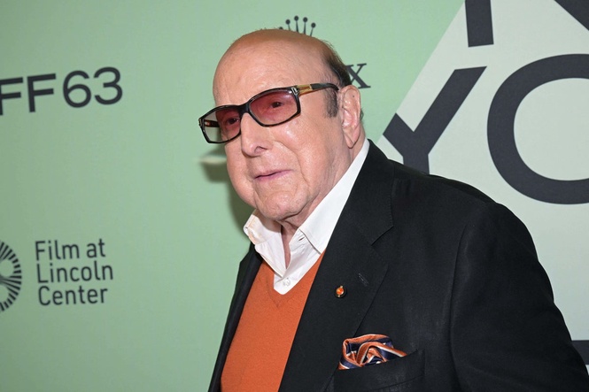 Billy Joel, Bruce Springsteen and Patti Smith pay tribute to Clive Davis