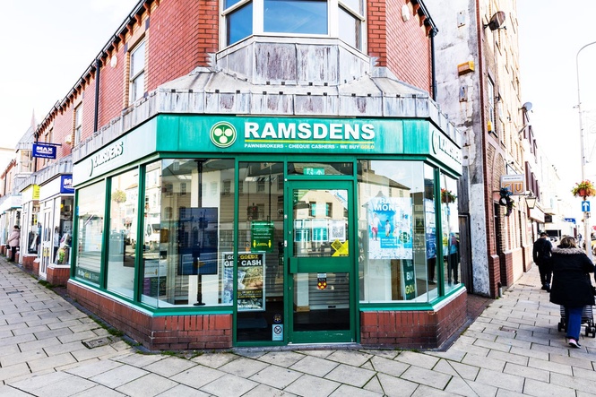 British pawnbroker Ramsdens agrees £206m takeover by US giant