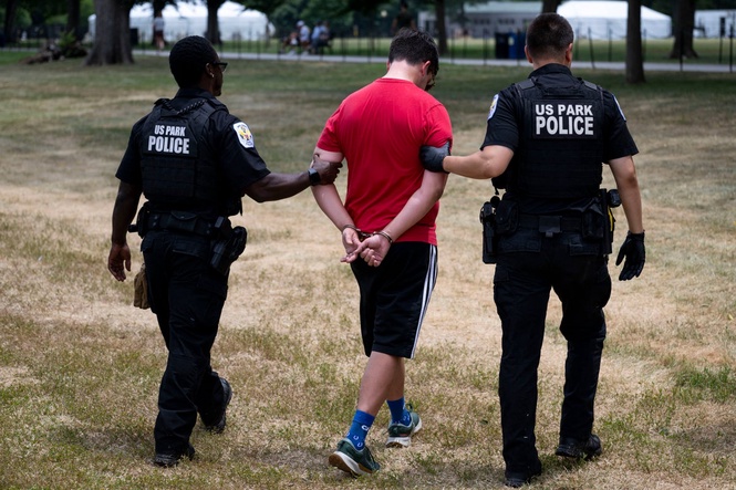 Lawmaker highlights arrest disparity between Reflecting Pool and Epstein case