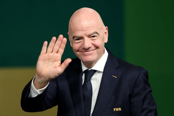 Fifa president Gianni Infantino responds to criticism of World Cup hydration breaks