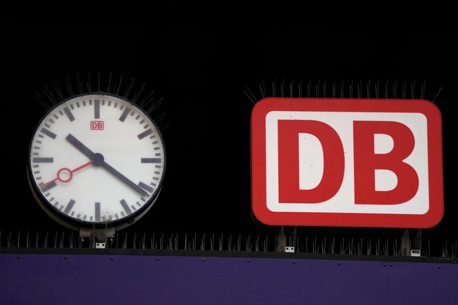 Trains halted across Germany because of communication system problem