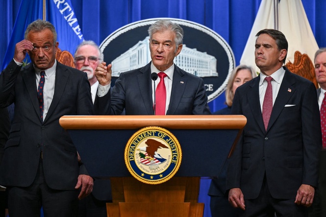 DOJ charges 455 in $6.5B healthcare fraud crackdown