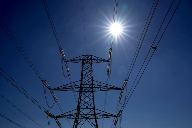 Britain’s electricity grid operator issues system warning due to heatwave