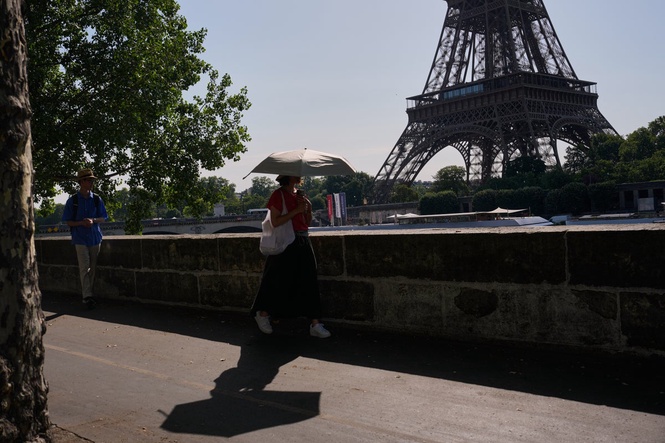 France bakes in record heatwave as Europe faces deadly extreme weather