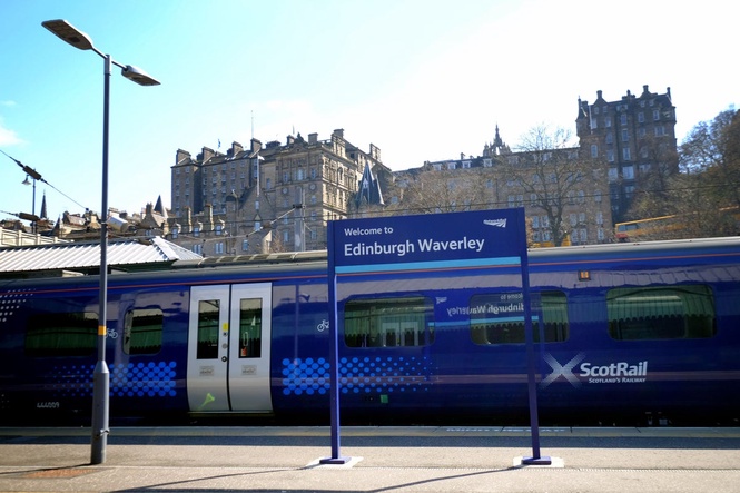 Rail passengers in Scotland warned hot weather could lead to disruption