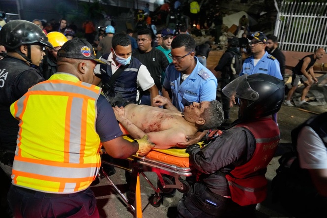 Venezuela reeling after powerful twin earthquakes as promises of aid pour in