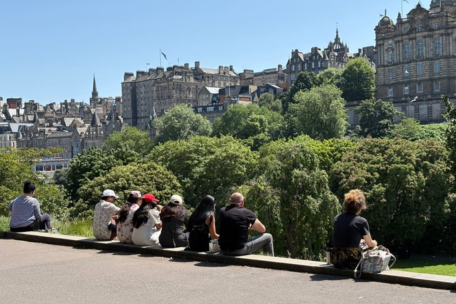 When will the UK heatwave end? Met Office issues forecast for 17C drop in temperature