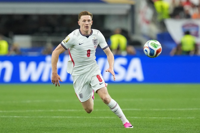 Man City agree club record fee for Elliot Anderson
