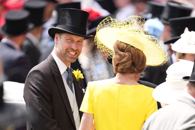 Note 2200 Embargo: William nets income of xxx as he shares tax bill for first time