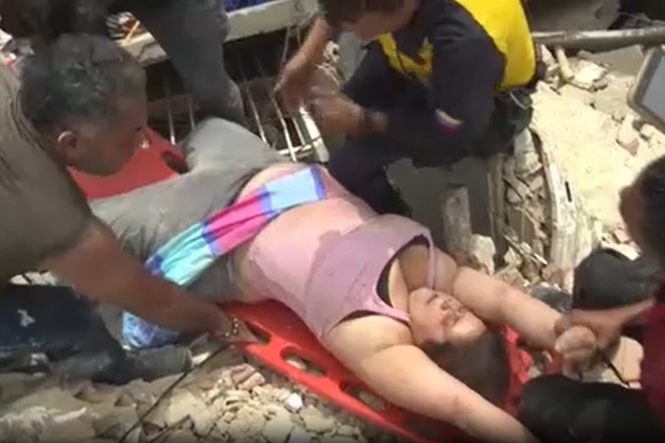 Dramatic moment woman pulled from rubble after Venezuela earthquake kills hundreds