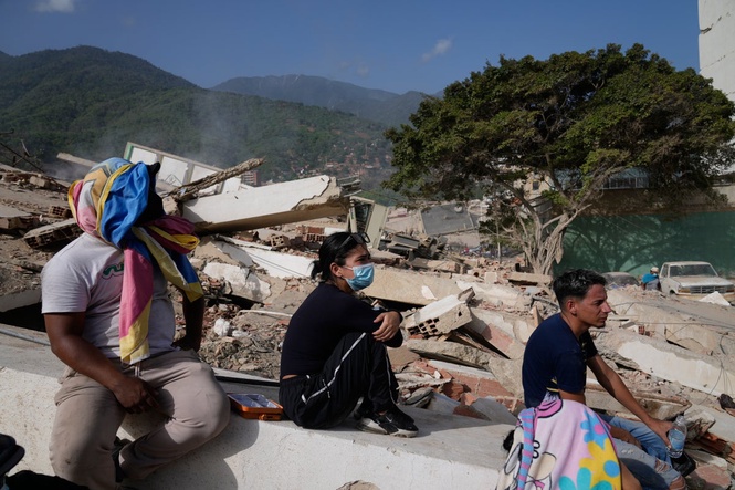 Venezuelans sleep in cars and under trees as they question where they'll live after the earthquakes