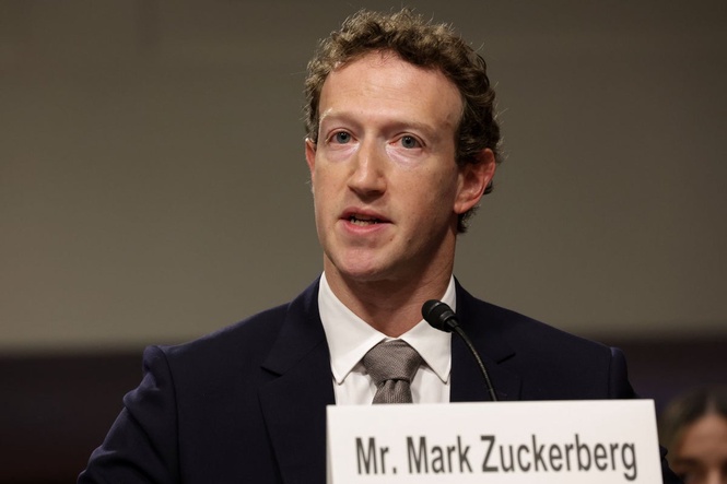 Facebook and Instagram could change forever as Zuckerberg faces his day in court