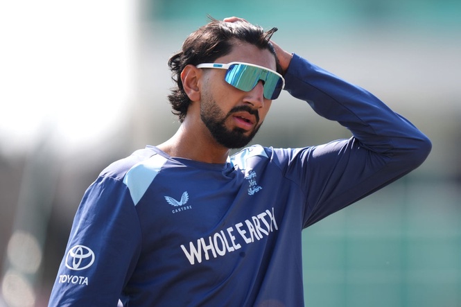 Shoaib Bashir backs England not to crack after wickets tumble in deciding Test