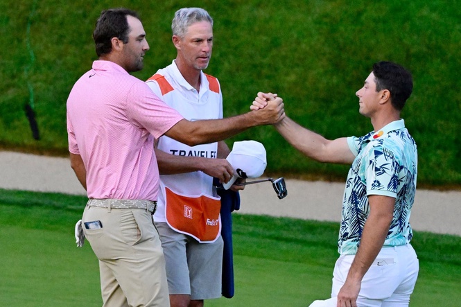 Viktor Hovland beats Scottie Scheffler in dramatic Travelers Championship playoff