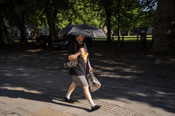 June temperature record updated to provisional 37.7C
