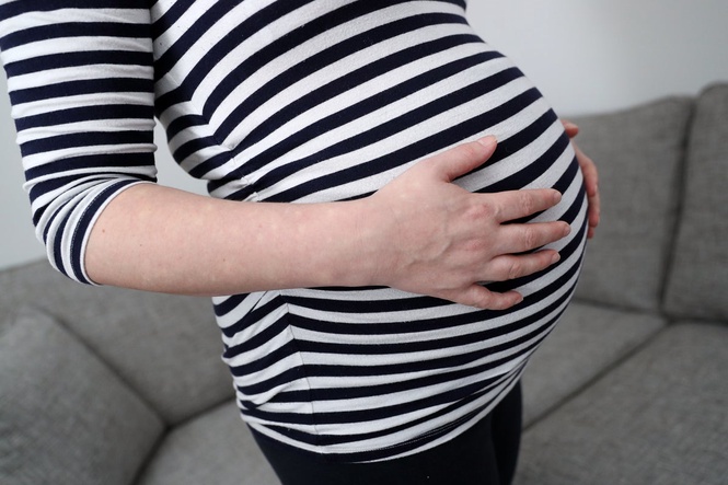 Families affected by maternity failings criticise new NHS review