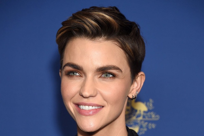 Batwoman star Ruby Rose shares painful footage after breaking multiple ribs in pool fall