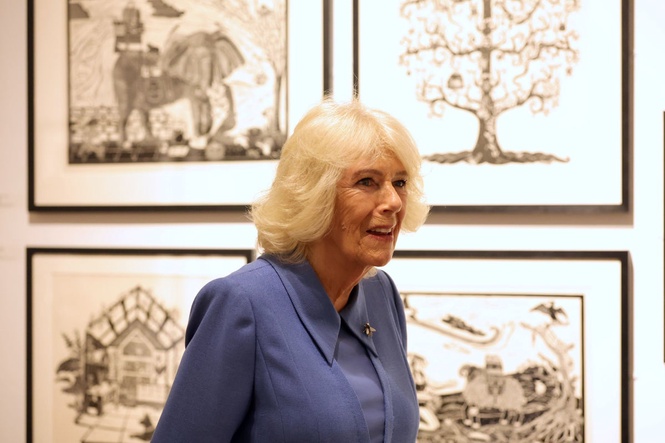 Queen says visit to Scotland’s national academy of art will be ‘first of many’