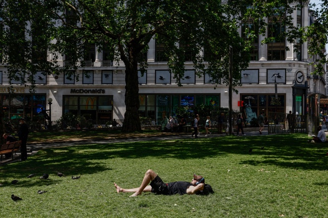 Third heatwave of the year to hit the UK this weekend