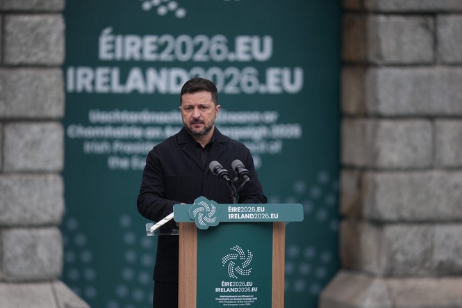 Zelensky takes aim at Russian-owned companies in Europe during Dublin address