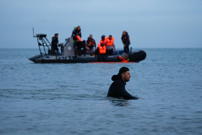 Channel crossings by migrants plummet 41 per cent in first half of 2026
