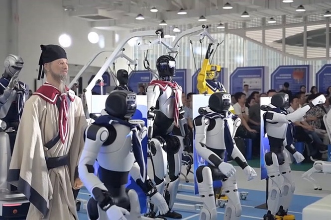 China’s first robotics school for humanoids officially opens