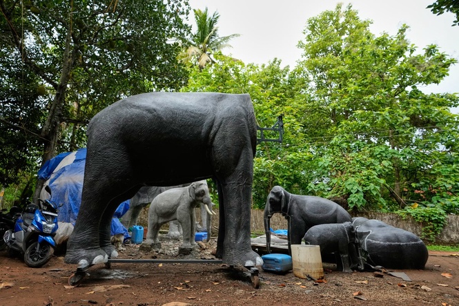 Elephants are celebrities in India’s Hindu temples – and now the robots are coming