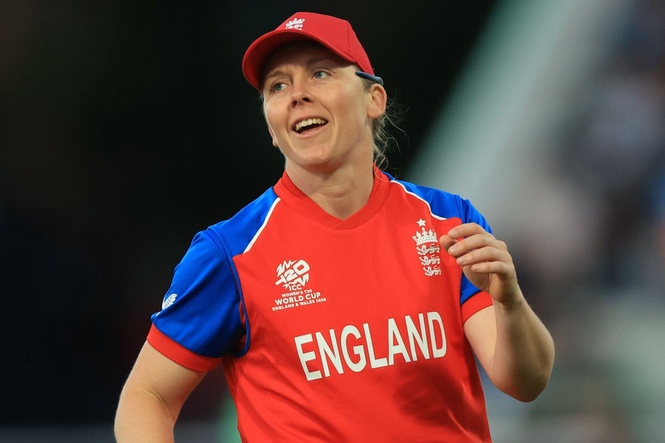 Heather Knight wants England to draw on the spirit of 2017 in World Cup final