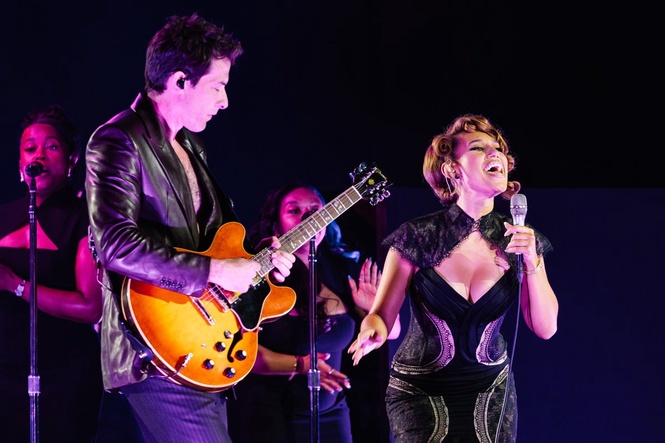 Mark Ronson and Alicia Keys join RAYE at Montreux Jazz Festival