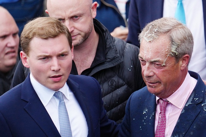 Farage under pressure as calls for sleaze inquiry mount