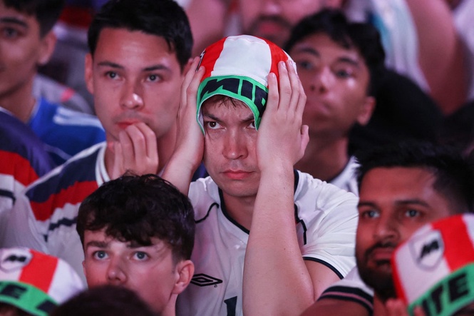 Mexico v England: Three Lions go through in thrilling game worth staying up for