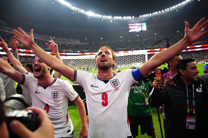 Mexico v England LIVE: Furious Tuchel rants at referee despite heroic Three Lions reaching World Cup quarter-finals