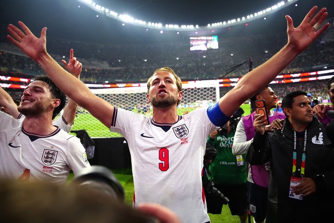 Harry Kane hilariously loses voice from singing Wonderwall after England’s thrilling win