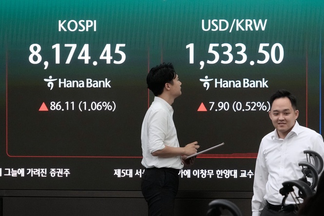 SK Hynix hits the U.S. stock market as demand for memory chips soars amid AI frenzy