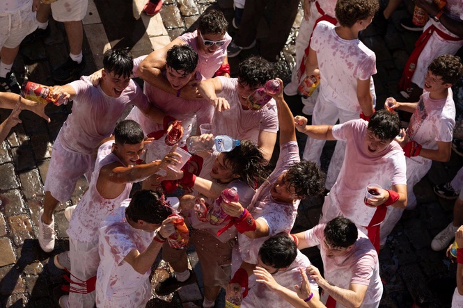 How Hemingway’s 100-year-old classic still inspires hundreds to run with bulls in Pamplona