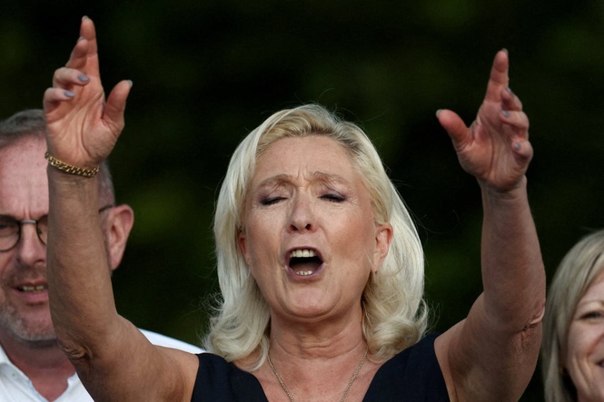 Marine Le Pen faces critical court ruling over eligibility to run for French presidency