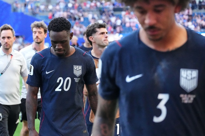 Bulletin AM briefing: USA defeated by Belgium after Balogun controversy and biohacker reveals incurable disease
