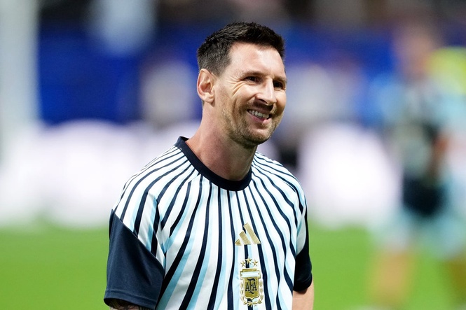 Argentina v Egypt LIVE: Lionel Messi and Mohamed Salah battle for World Cup quarter-final place