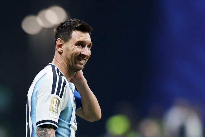 Argentina v Egypt LIVE: Lionel Messi stunned after missing penalty again in World Cup last 16 tie