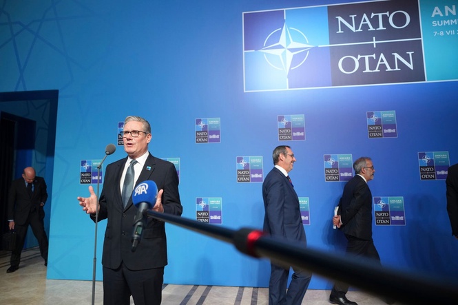 Starmer urges ‘unity’ at Nato summit again overshadowed by Trump