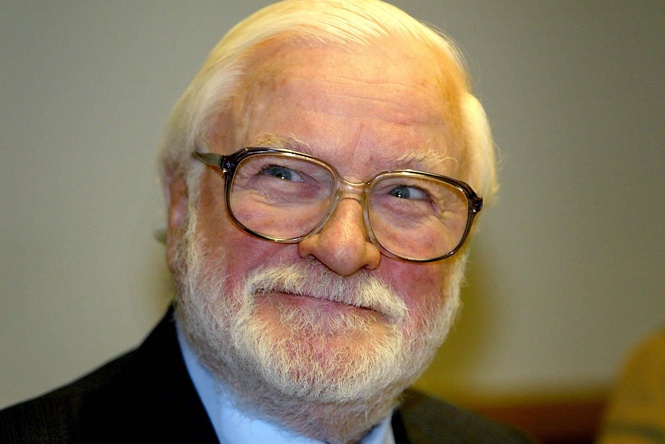 Ken Bates dead: Tributes to former Chelsea owner who helped save club