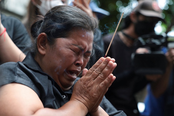 Blocked exits and flammable materials under scrutiny after Bangkok bar fire kills at least 30