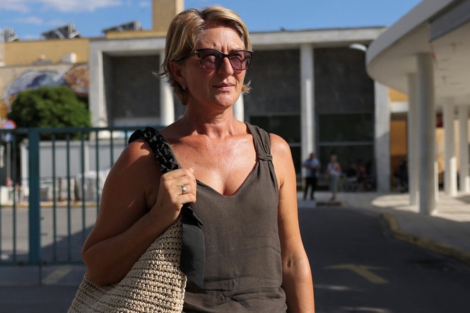 Woman describes horror moment husband was sucked through window on Ryanair flight