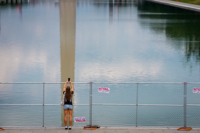 Trump’s disastrous Reflecting Pool makeover could see the landmark fenced off until next year, documents reveal