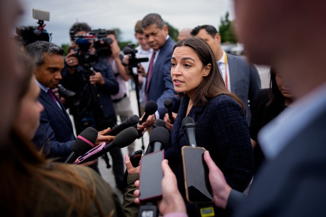 AOC calls for TV networks not to air Trump’s Thursday primetime address on election security